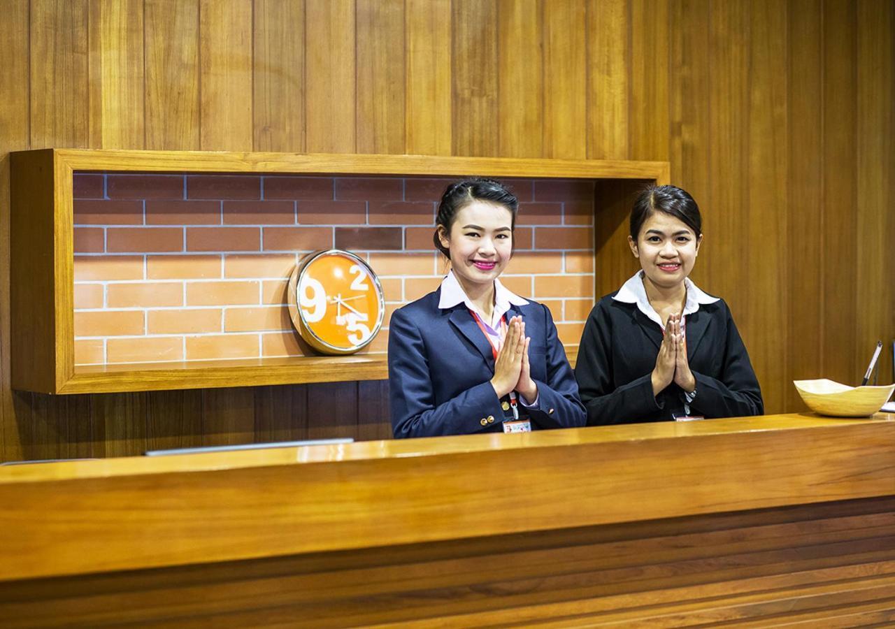 B2 Udon Thani Boutique And Budget Hotel Eksteriør billede